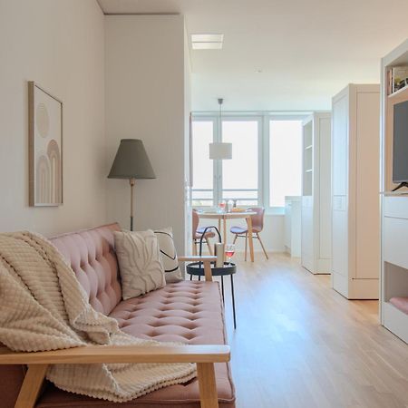 Loewe Apartments Am Rheinfall Нойгаузен-ам-Райнфалль Екстер'єр фото
